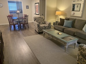 Open concept living room/dining room