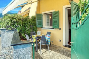 Balcony / Terrace / Patio, Outdoor