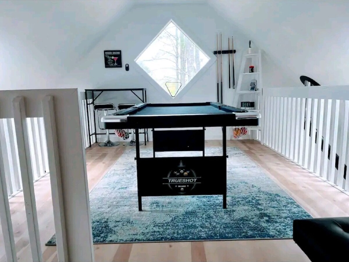 Chalet w/ OUTDOOR TV & HOT TUB; POOL, fire pit, pool table, trail & playground!