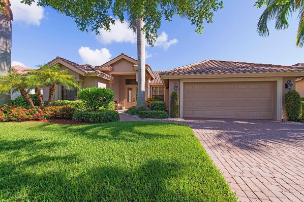 967 Tivoli Ct