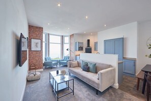 Sand & Surf, Whitby - Host & Stay