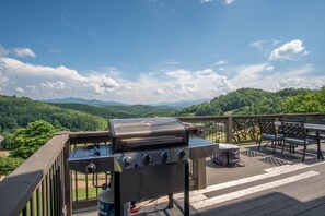 Main floor patio with Solo brand fire pit 