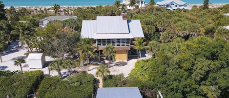 Private Dock and across the street from the beach!