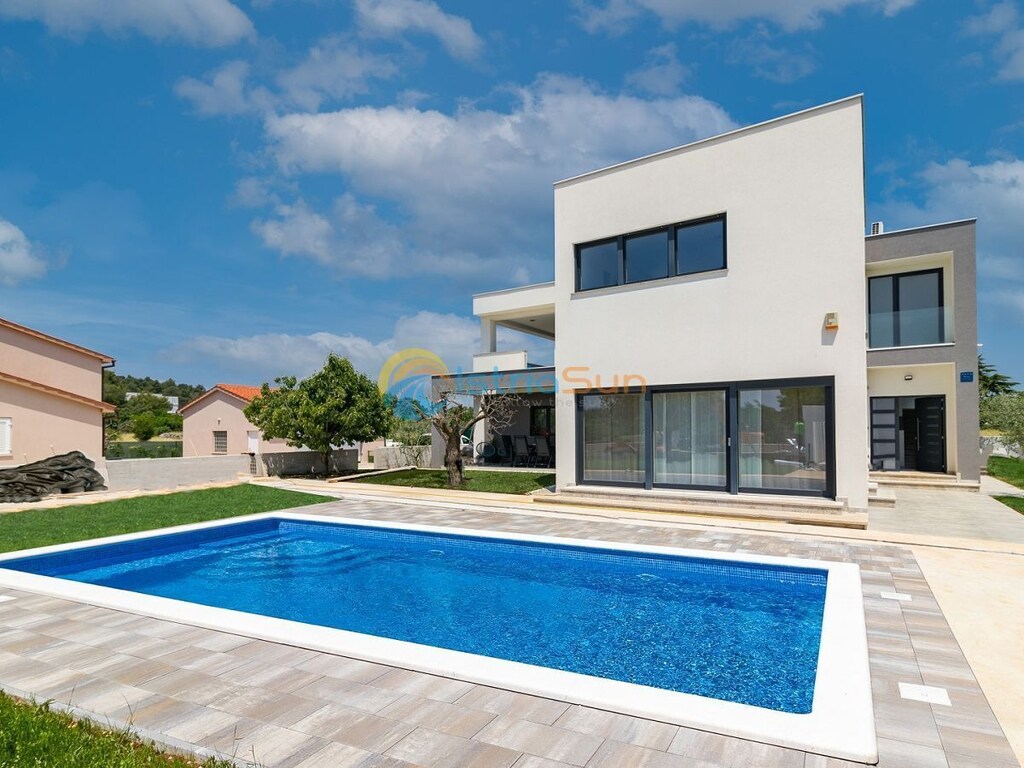 Picture of villa