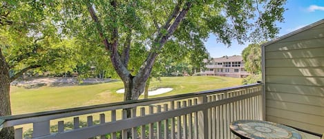 Upper deck with amazing golf course views.