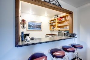 Breakfast Bar