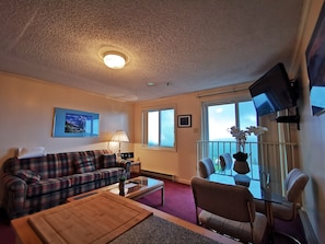 Bright oceanfront condo
