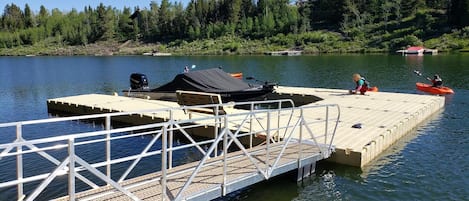 Private dock, boat not included