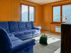 Couch, Eigentum, Möbel, Fenster, Grün, Azurblau, Holz, Wohnzimmer, Komfort, Interior Design