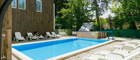 Building, Property, Plant, Window, Swimming Pool, Water, Chair, Shade, Sky, Outdoor Furniture