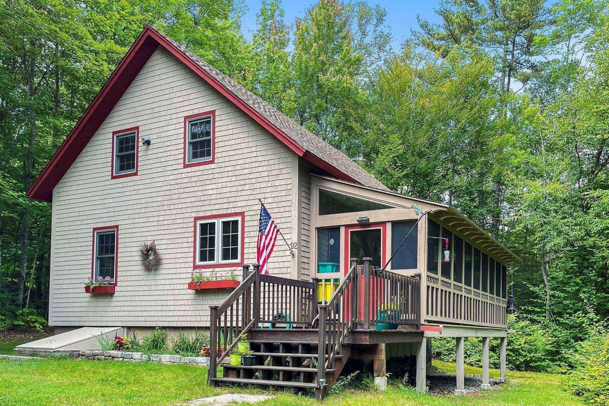 Hounds Nest:Community Decks on Stinson Lake, Dogs Ok, Central AC, Fire Pit, Fast WiFi & more