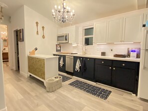 Kitchen / fully equipped incl spices 