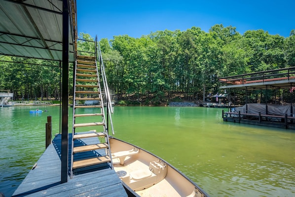 Get ready for a beautiful and fun time on the lake!