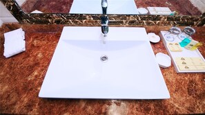 Bathroom sink