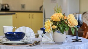 Couples’ dining