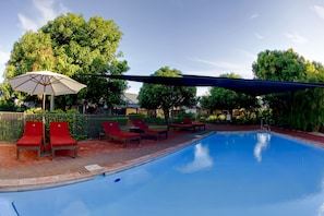Utomhuspool