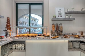Breakfast buffet