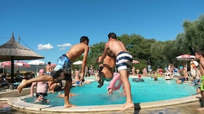 Utomhuspool