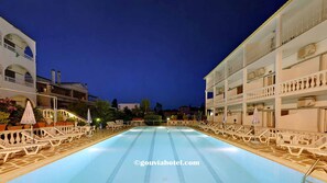 Utomhuspool