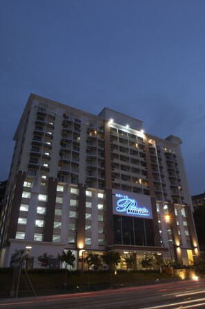 Front of property - evening/night