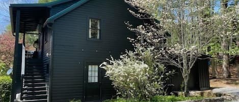 Hemlock Haus Cook Forest Cabins