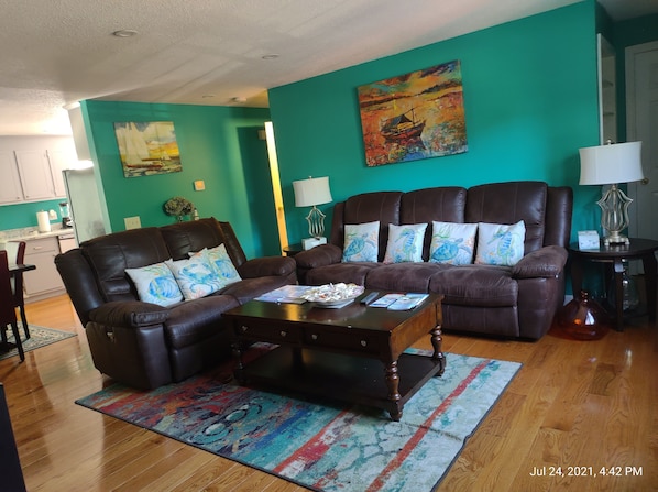 Newly renovated 4 bedrooms 2-bathroom rental with free Wi-Fi and outside shower.