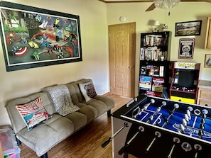 Game room & futon