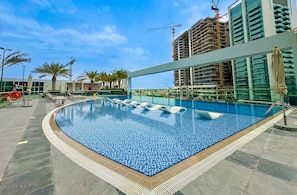 Utomhuspool
