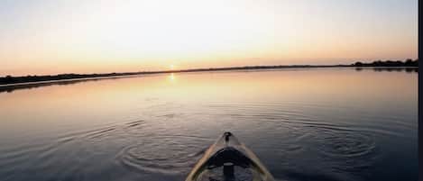 Beautiful out on the kayak 🌅☀️