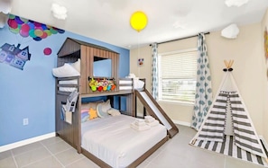 Up Themed Bedroom 2