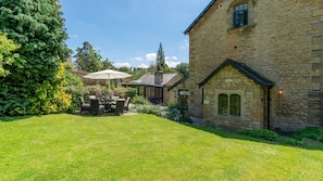 Rear View, Colebrook Cottage, Bolthole Retreats