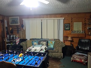 Spielezimmer