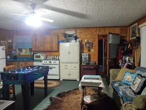 Spielezimmer