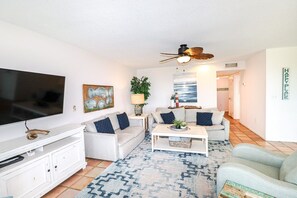 St. Augustine Beach Rentals Living Room