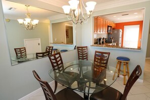 St. Augustine Ocean Front Rentals Dining Room