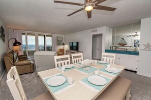 St. Augustine Ocean Front Rentals Dining