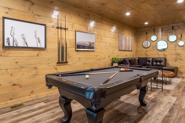 Spielezimmer