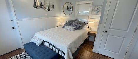 Main floor bedroom with queen bed