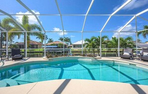 Stunning Southern Facing Swimming Pool