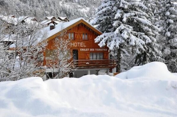 Le chalet en hiver