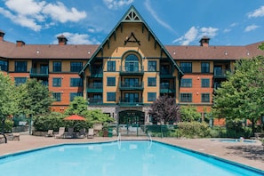 Year round pool and hot tub; new this year: outdoor sauna!