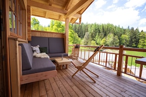 "Muckerl Alm" für 4-6 Personen, 2 separate Schlafzimmer, Terrasse mit Bergblick, Whirlpool, Infrarotliegen-Terrasse mit Bergblick