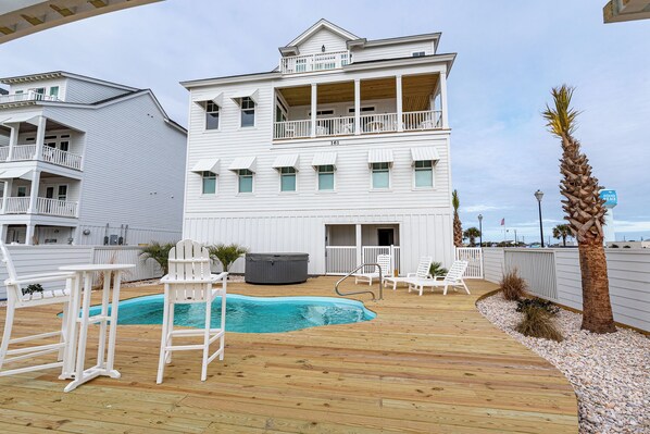 Private Pool