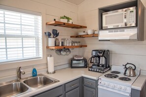 Greeter Falls Lodge Cottage #7 (1466)