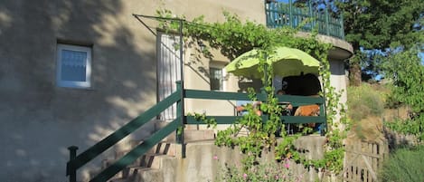 Terrasse coté pièce à vivre