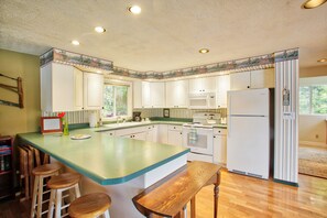 The roomy kitchen has everything you need.