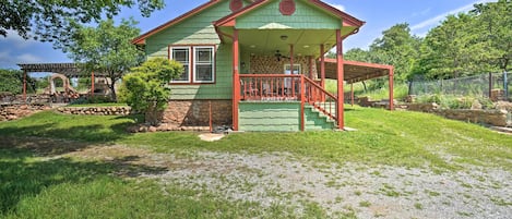 Medicine Park Vacation Rental Cottage | 1BR | 1BA | Single Story