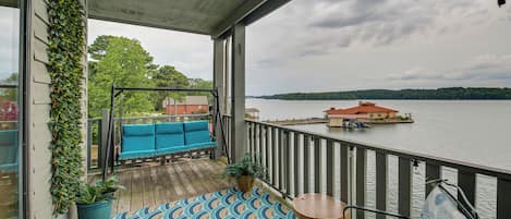 Hot Springs Vacation Rental | 2BR | 2BA | Stairs Required | 1,360 Sq Ft