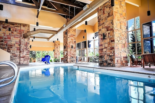 Beautiful and large swimming pool, family fun!