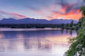 Mountain views from Sloan's Lake at sunset.